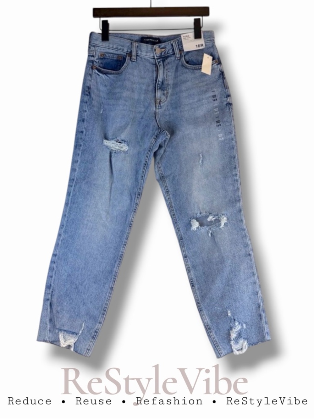 AEROPOSTALE Women’s Size 16R Denim Jeans Mom Fit NWT Distressed Stretch